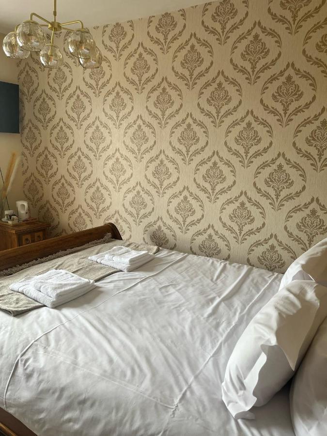 The Lion Hotel Llansantffraid-ym-Mechain Ngoại thất bức ảnh