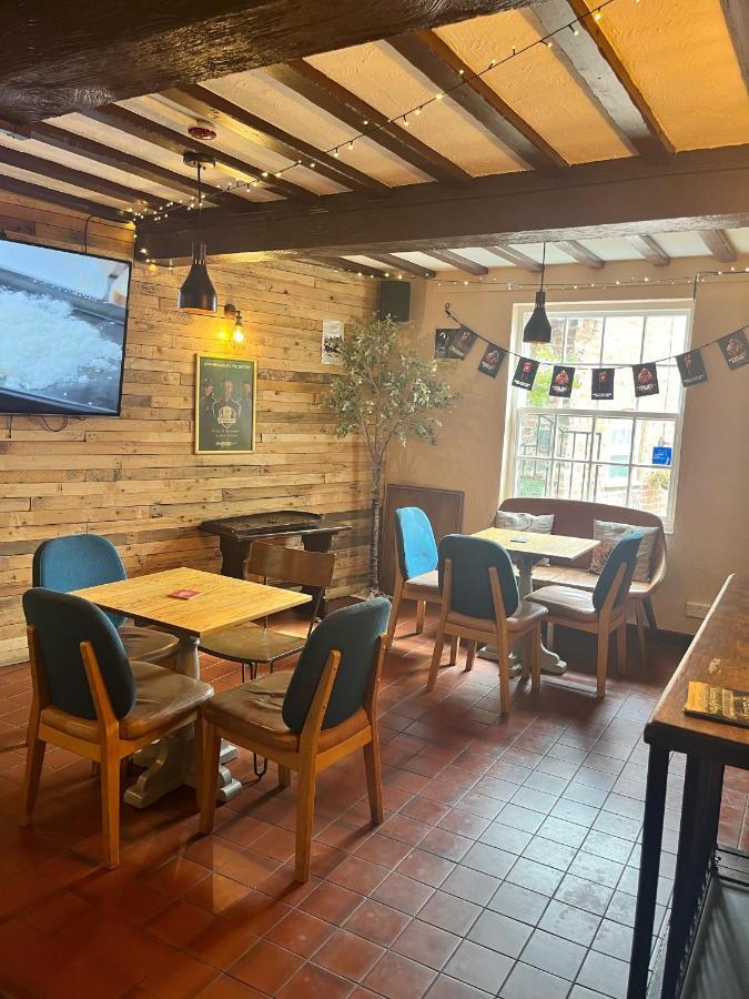 The Lion Hotel Llansantffraid-ym-Mechain Ngoại thất bức ảnh